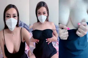 Rosalinda Live Pamer Belahan Mulus
